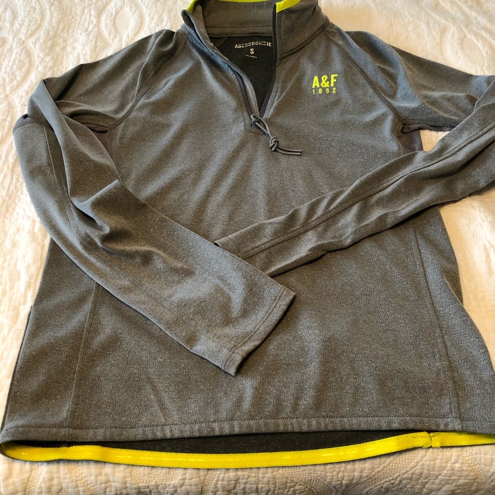 A&F jacket - Picture 3 of 3
